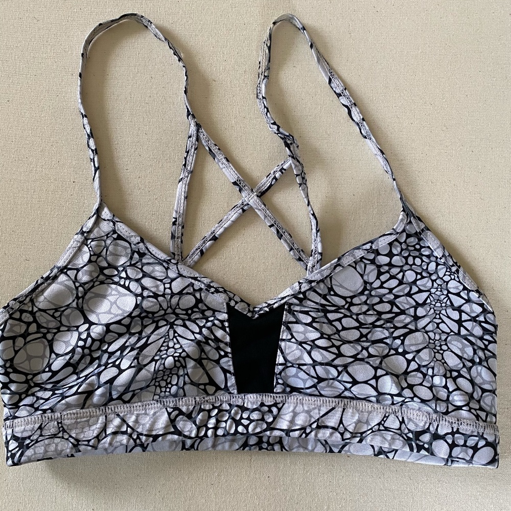 Alo Yoga sports bra